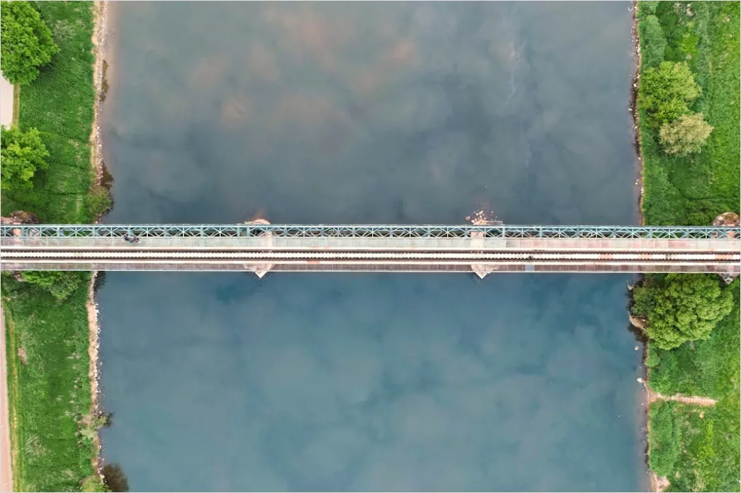 Detail Aerial Bridge From Above Number 18