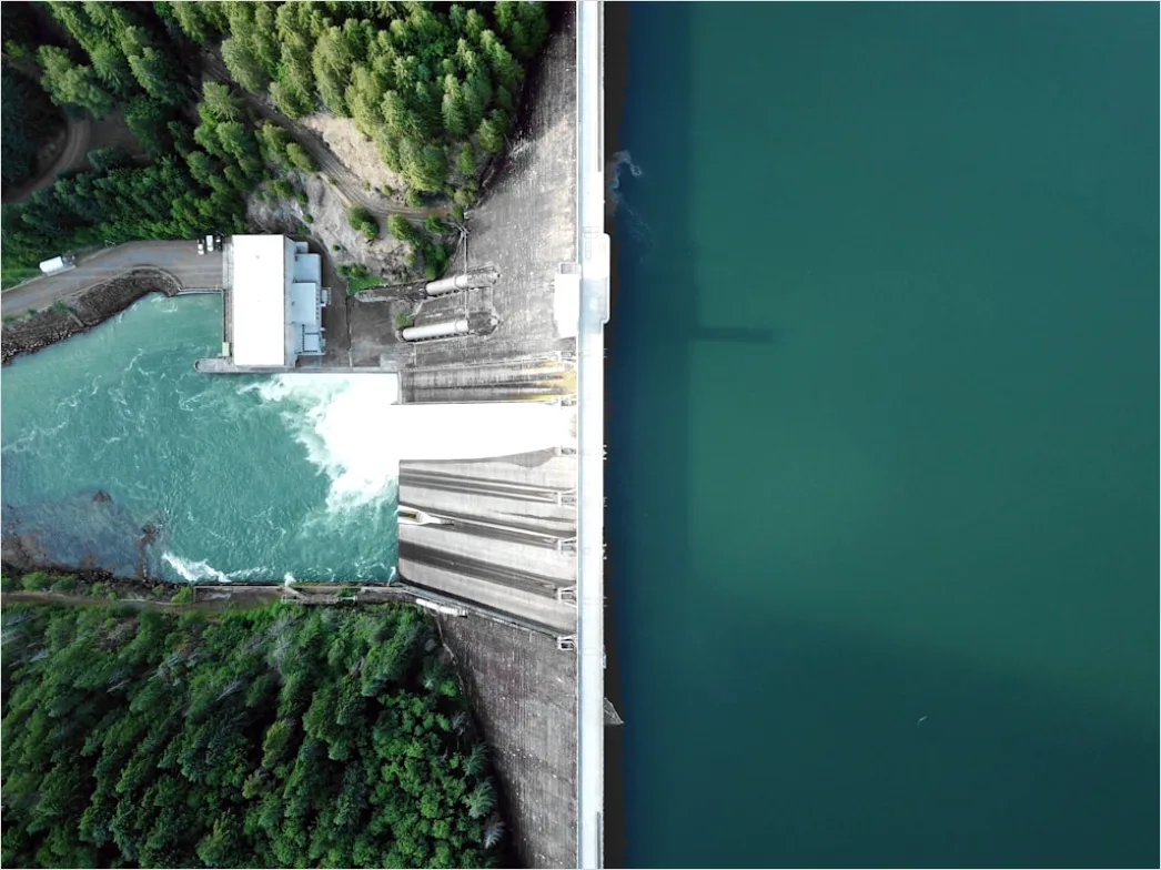 Aerial Dam And Spillway 6ff8