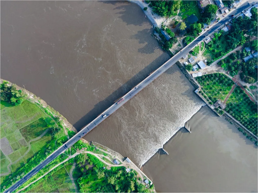 Detail Aerial Dam And Spillway Number 12