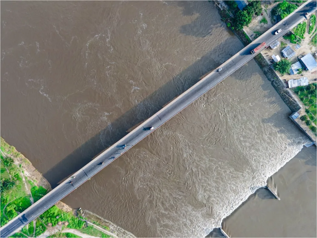 Detail Aerial Dam And Spillway Number 15