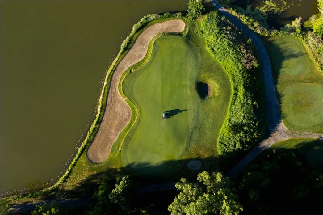 Detail Aerial Golf Course Number 15