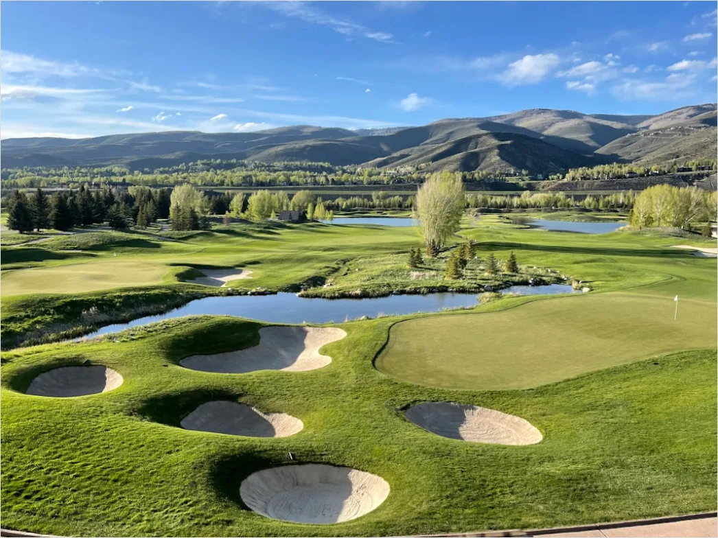 Detail Aerial Golf Course Number 5