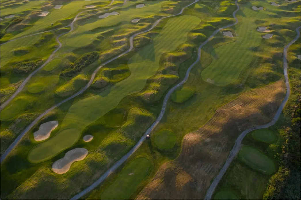 Detail Aerial Golf Course Number 8