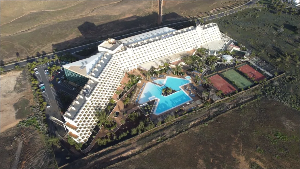 Detail Aerial Hotel Resort Property Number 15