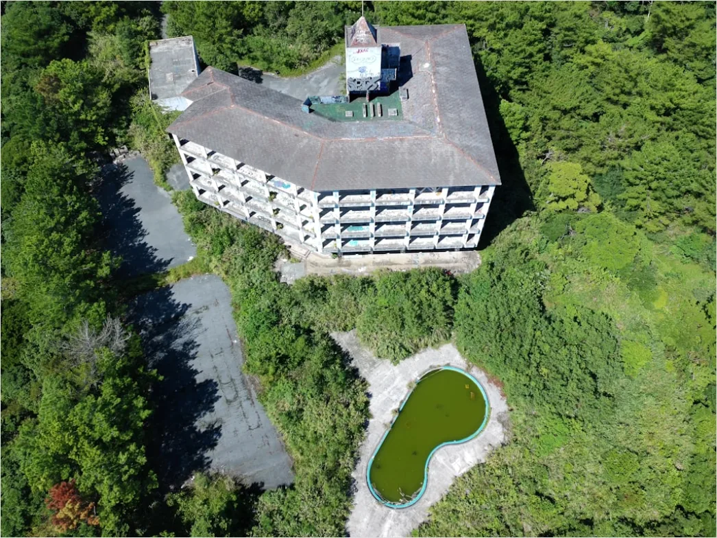 Detail Aerial Hotel Resort Property Number 8
