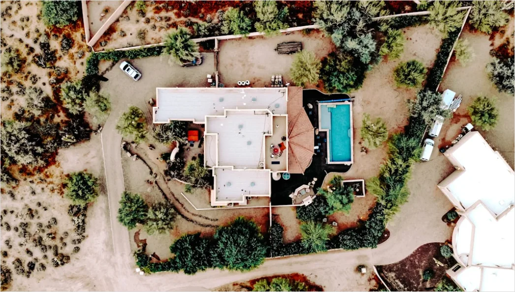 Detail Aerial House With Pool Number 15