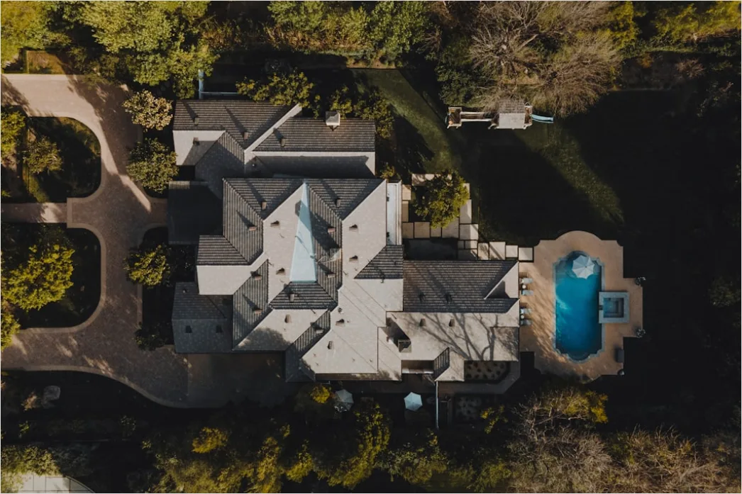 Detail Aerial House With Pool Number 5