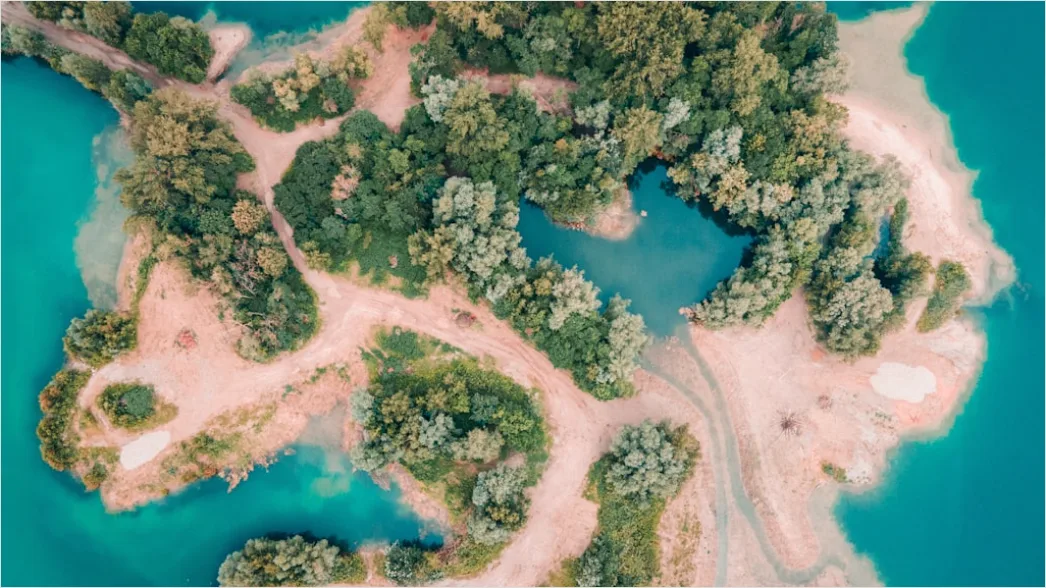 Detail Aerial Lake Shore Number 18