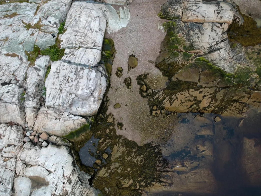 Detail Aerial Lake Shore Number 5