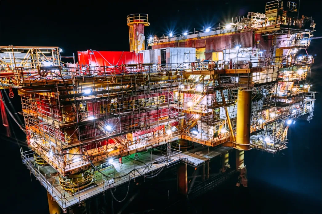Detail Aerial Offshore Platforms Number 11