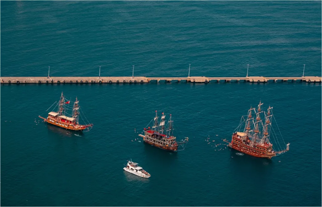 Detail Aerial Offshore Platforms Number 14