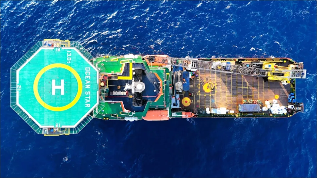 Detail Aerial Offshore Platforms Number 19