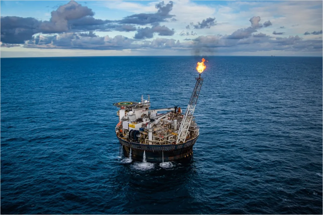 Detail Aerial Offshore Platforms Number 6
