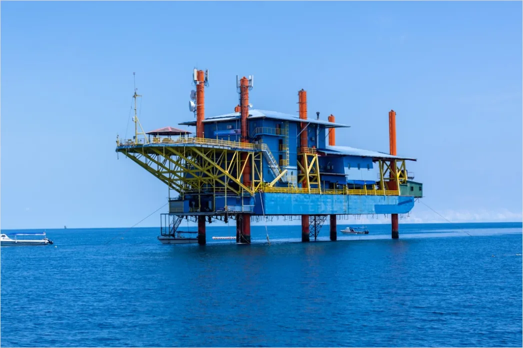 Detail Aerial Offshore Platforms Number 9