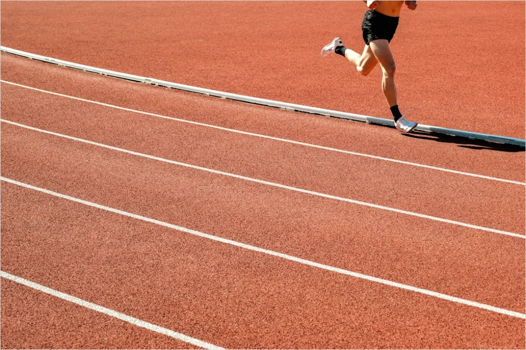Detail Aerial Runners Track Stadium Number 8