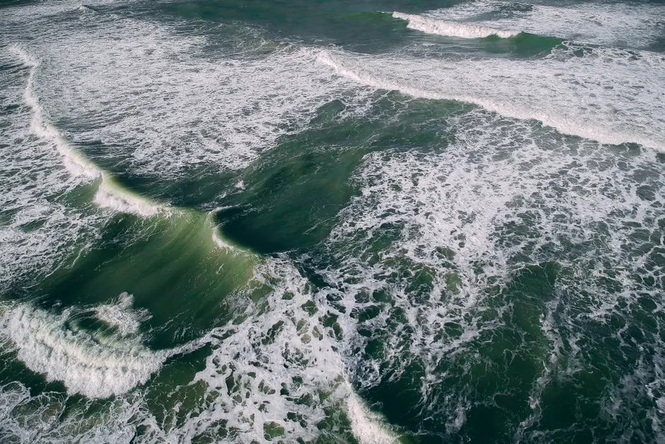Detail Aerial View Ocean Waves Number 17