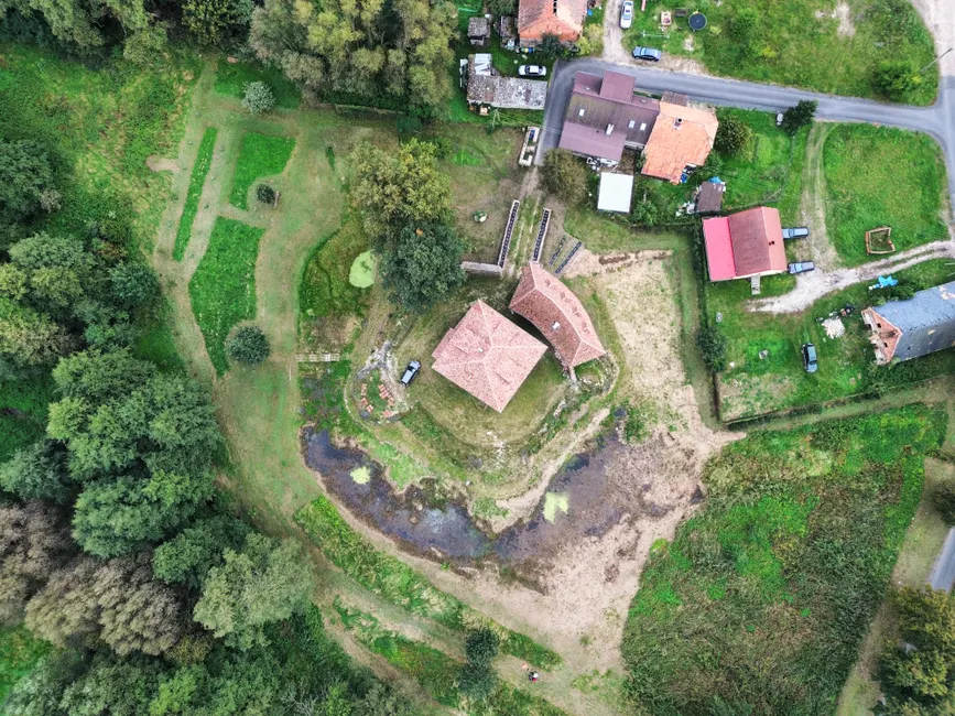 Detail Drone Aerial View House Number 20