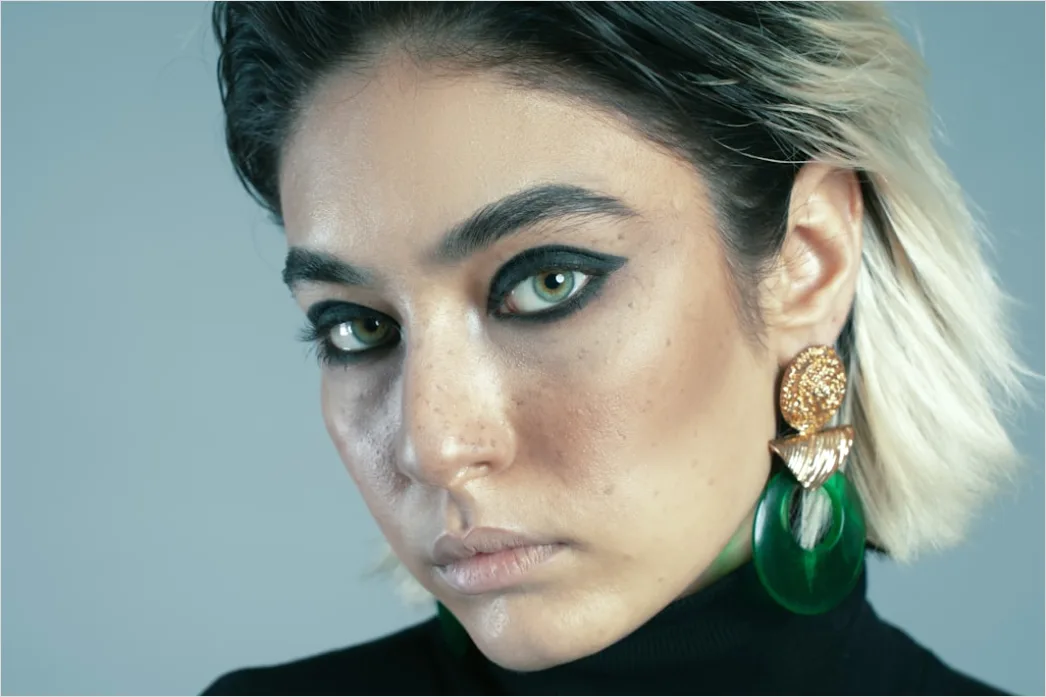 Detail Makeup Close Up Number 2