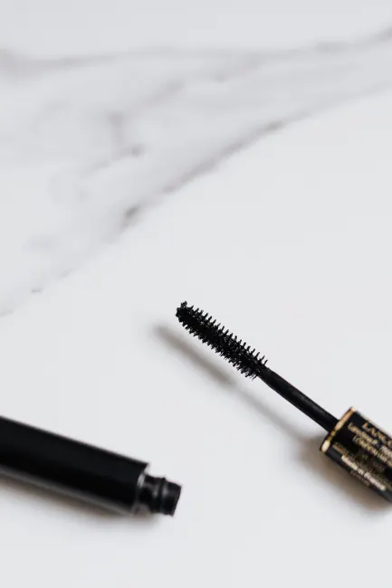 Detail Mascara Close Up Number 13