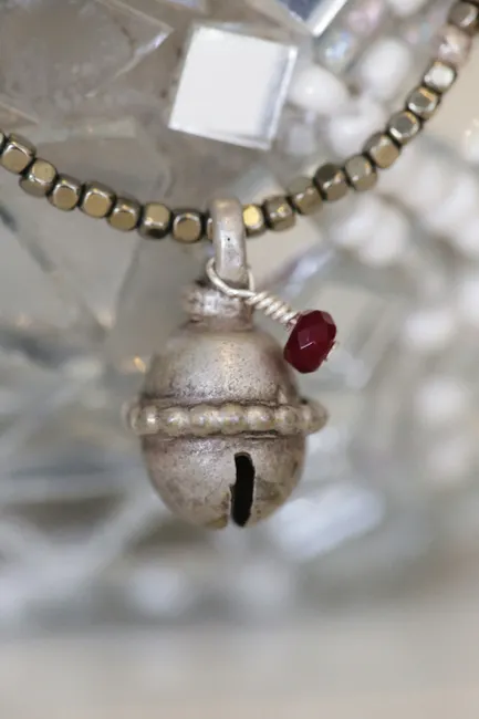 Detail Necklace Pendant Macro Number 11