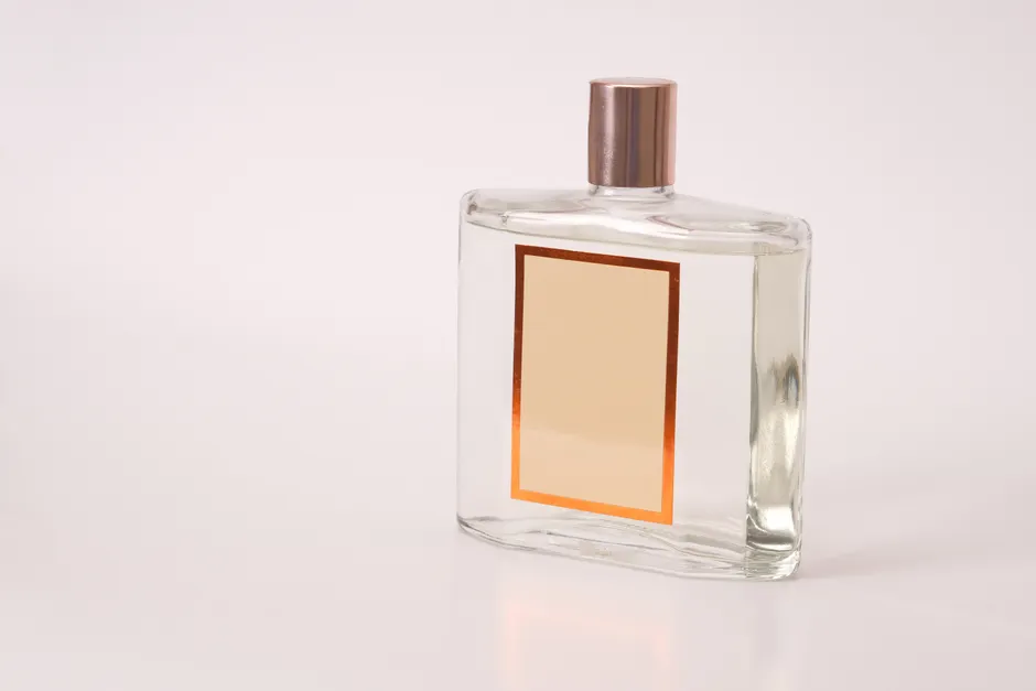 Detail Perfume Bottle Close Up Number 18