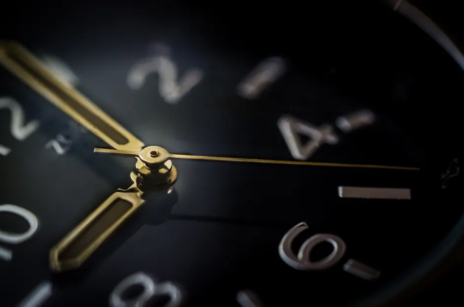Detail Watch Macro Number 9