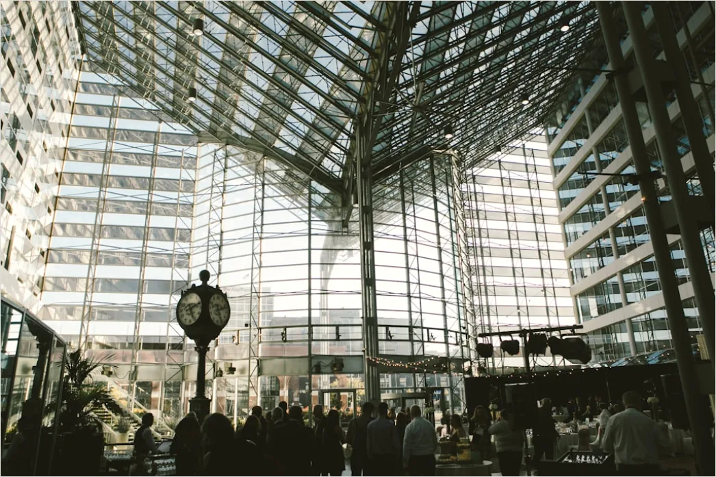Detail Atrium Innenarchitektur Mit Glasdach Number 20
