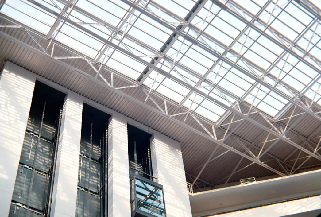 Detail Atrium Innenarchitektur Mit Glasdach Number 3