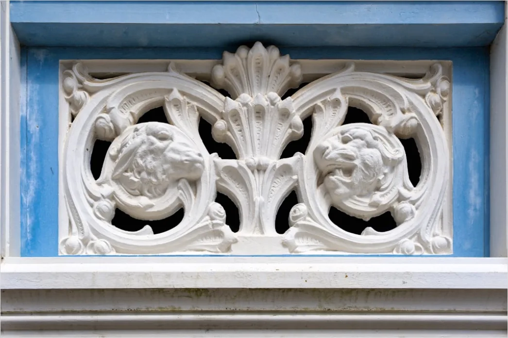 Detail Fassade Mit Ornamenten Historische Detailaufnahme Number 12
