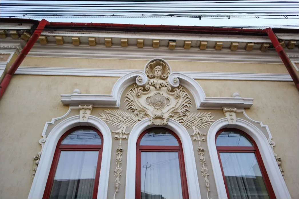Detail Fassade Mit Ornamenten Historische Detailaufnahme Number 15
