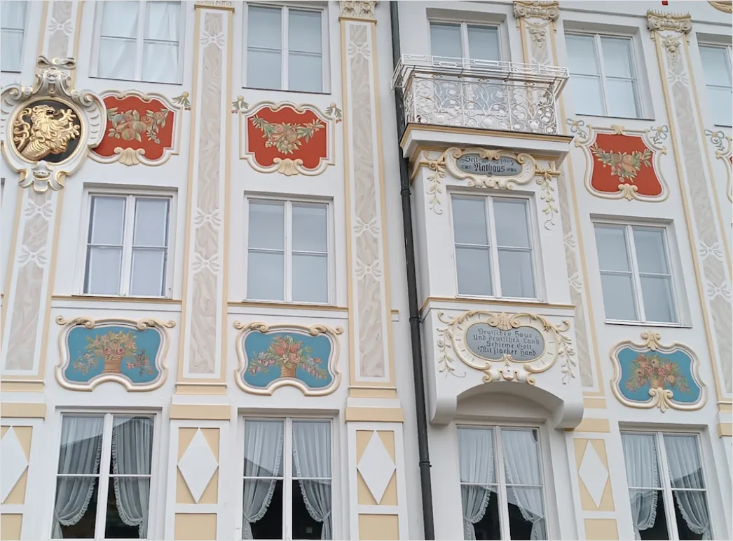Detail Fassade Mit Ornamenten Historische Detailaufnahme Number 17