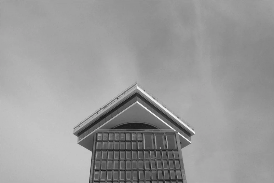 Detail Glockenturm Architektur Minimalistisch Himmel Number 11