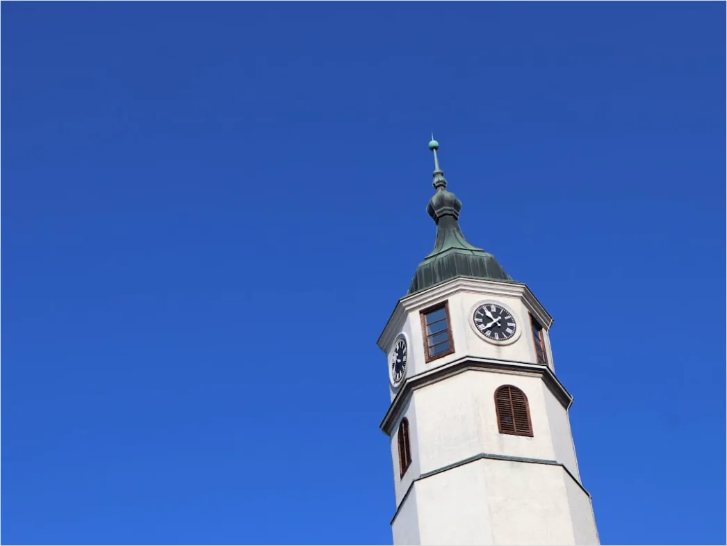 Detail Glockenturm Architektur Minimalistisch Himmel Number 14