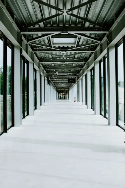 Detail Industriehalle Architektur Mit Stahlträgern Number 20