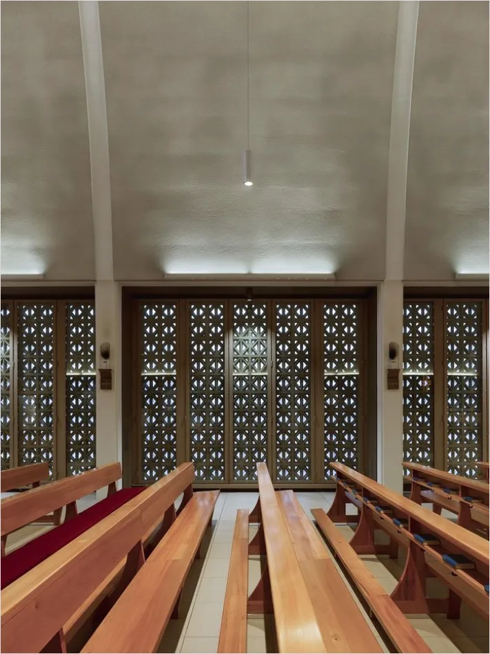 Detail Kirche Innenraum Lichtstrahlen Durch Fenster Number 7