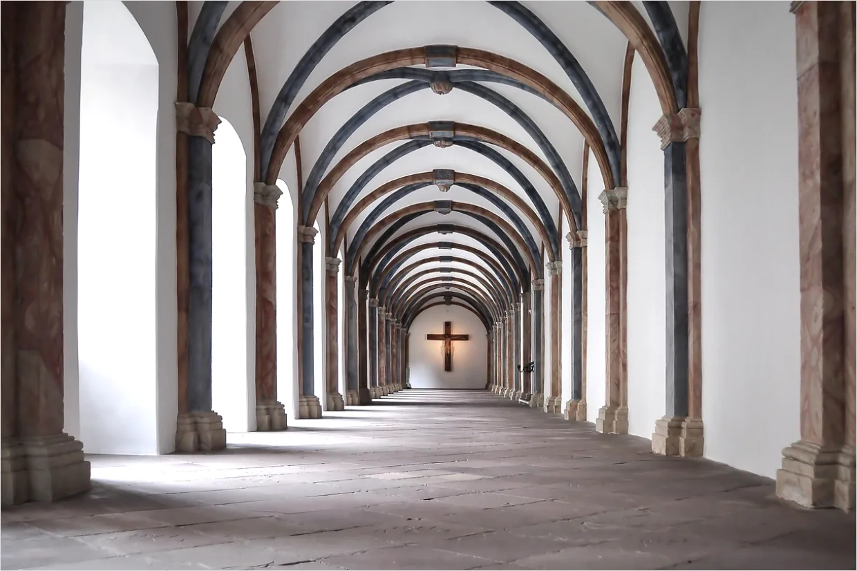 Detail Kreuzgang Kloster Hof Perspektive Number 7