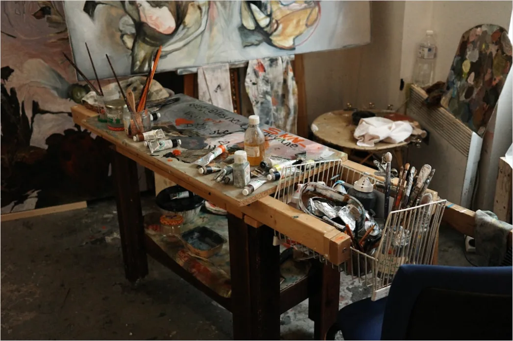 Detail Kunst Atelier Arbeitsplatz Malutensilien Detail Number 2