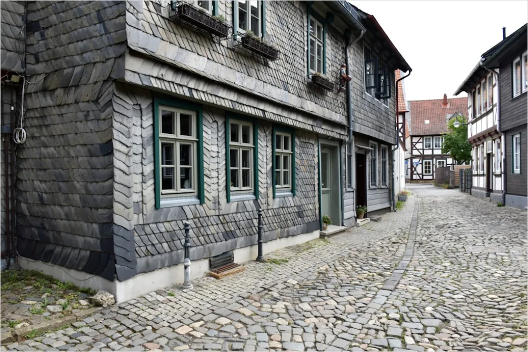 Detail Mittelalterliche Altstadt Gasse Kopfsteinpflaster Number 17