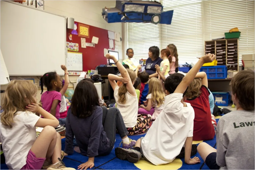 Detail Classroom Discussion Circle Student Engagement Number 2
