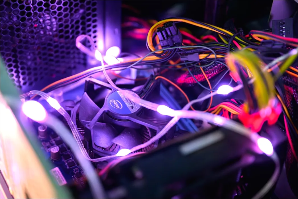 Detail Crypto Mining Rig Hardware Close Up Photo Number 8