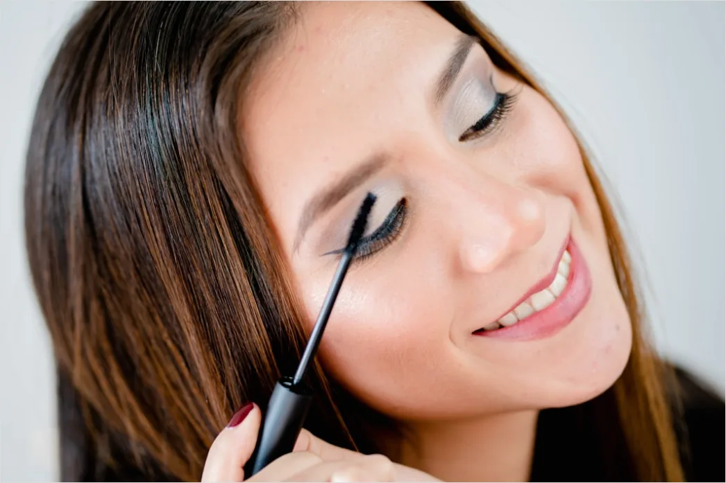 Eyeliner Ziehen Fuer Anfaenger Schrittweise 8d14