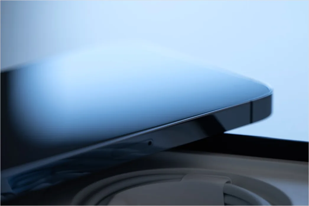 Detail Foldable Phone Concept Product Shot Closeup Number 18