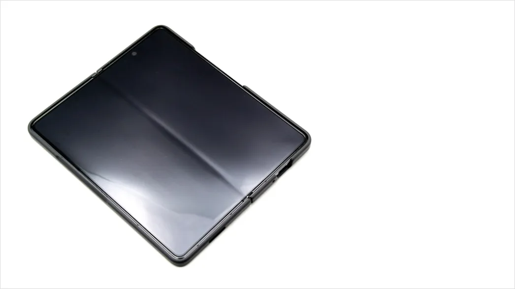 Detail Foldable Phone Concept Product Shot Closeup Number 10