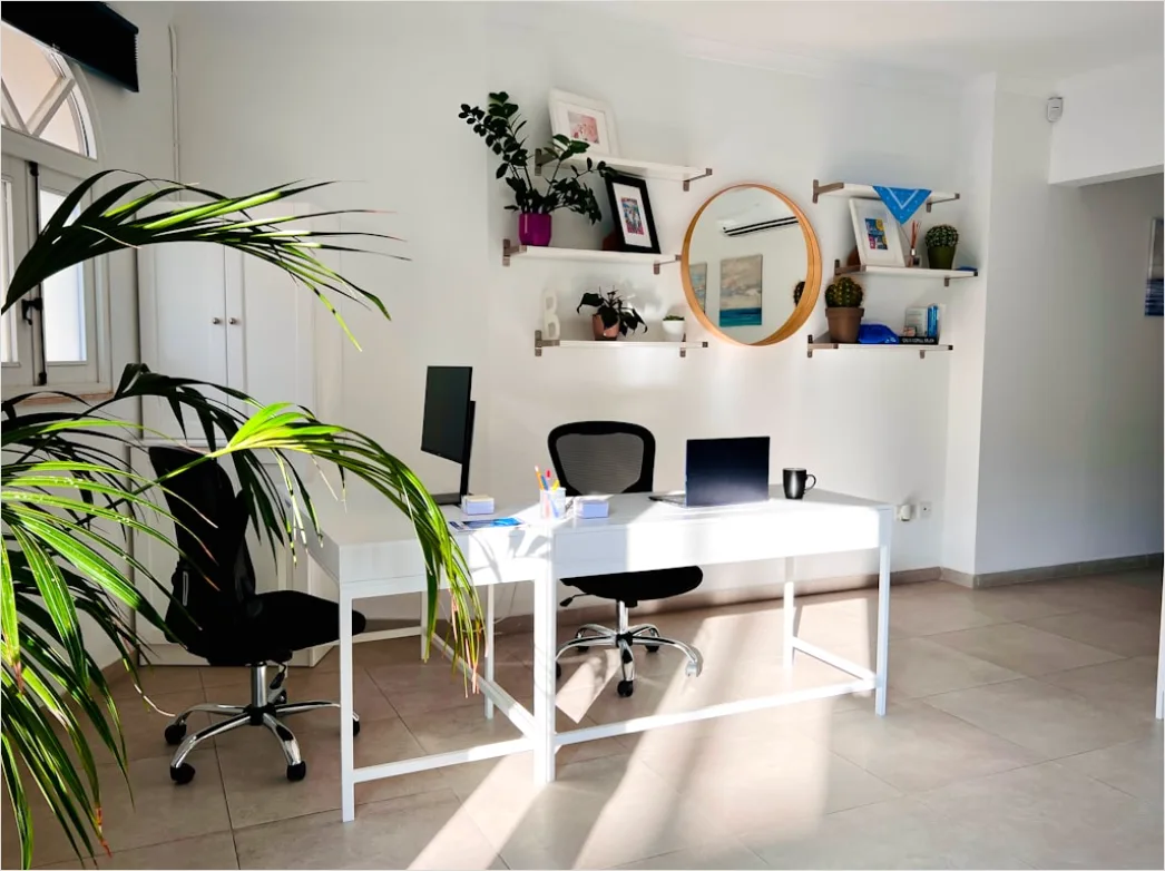 Detail Laptop Workspace Setup Modern Minimal Desk Number 8