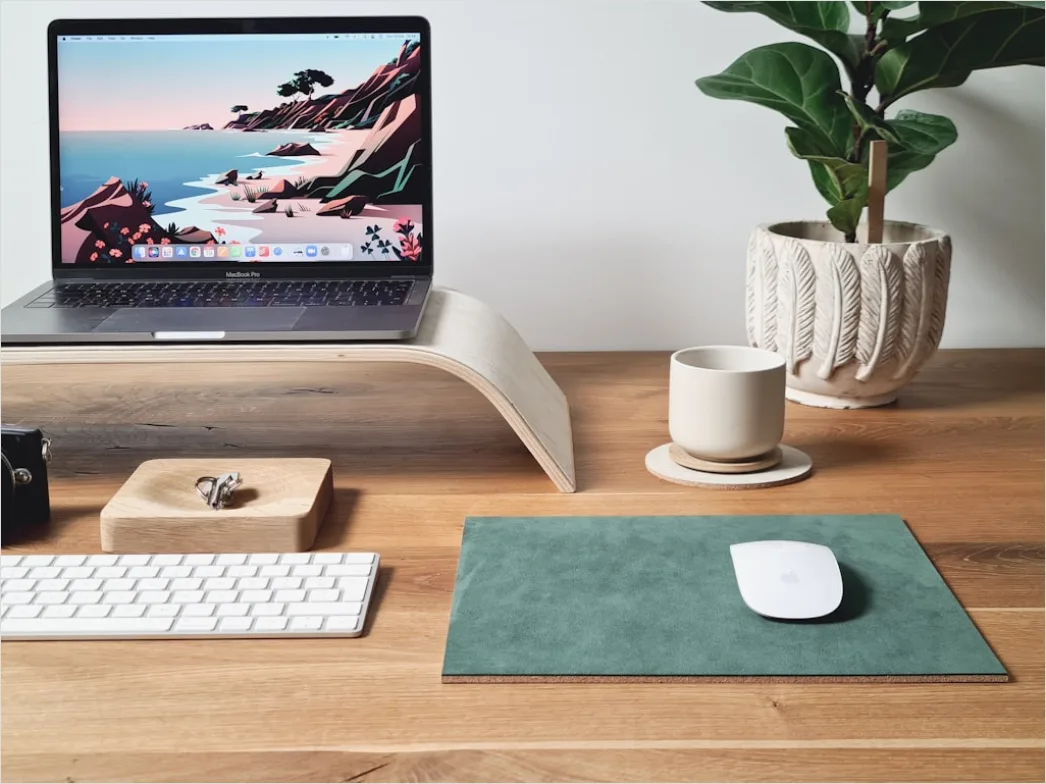 Detail Laptop Workspace Setup Modern Minimal Desk Number 9