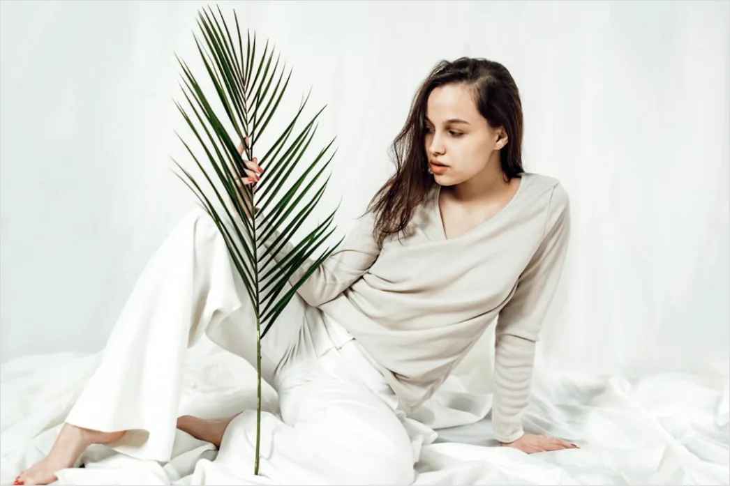Detail Minimalistische Outfits Damen Beige Weiß Number 12