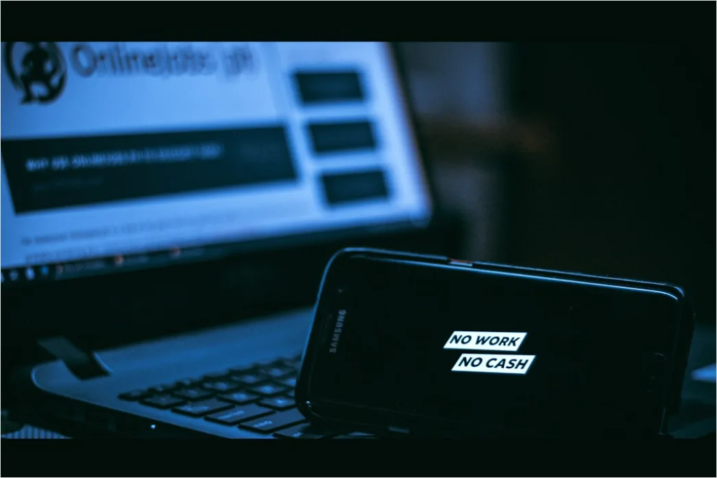Detail Phishing Email Scam Concept On Smartphone Number 8