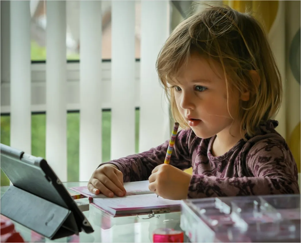 Detail Remote Learning Parent Helping Child At Home Number 3