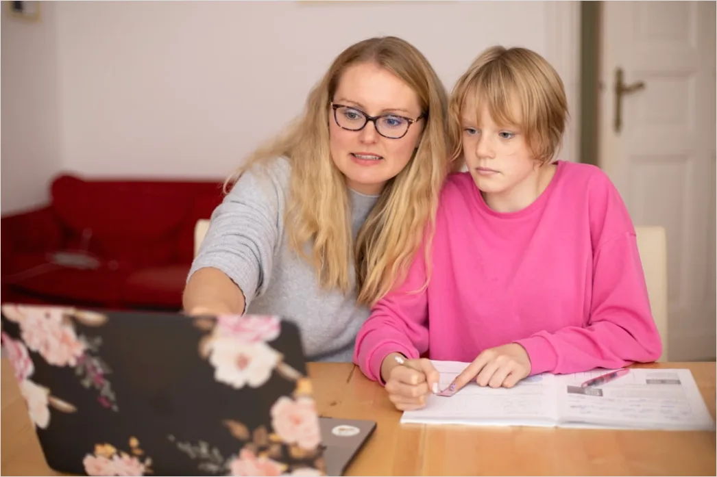 Detail Remote Learning Parent Helping Child At Home Number 5