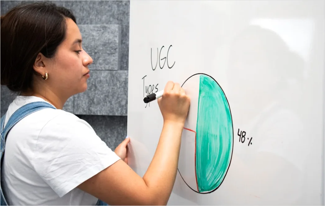 Detail Teacher Explaining Math Concept On Whiteboard Number 18